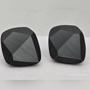 ✨2/$10✨ Handmade Minimalist Black Triangle Stud Earrings Faceted Resin Jewelry